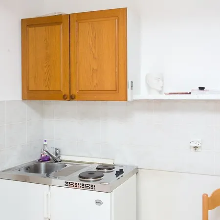 아파트먼트 도리나