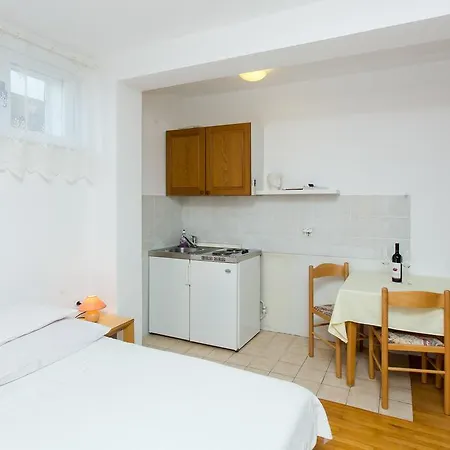 Dorina Appartement *